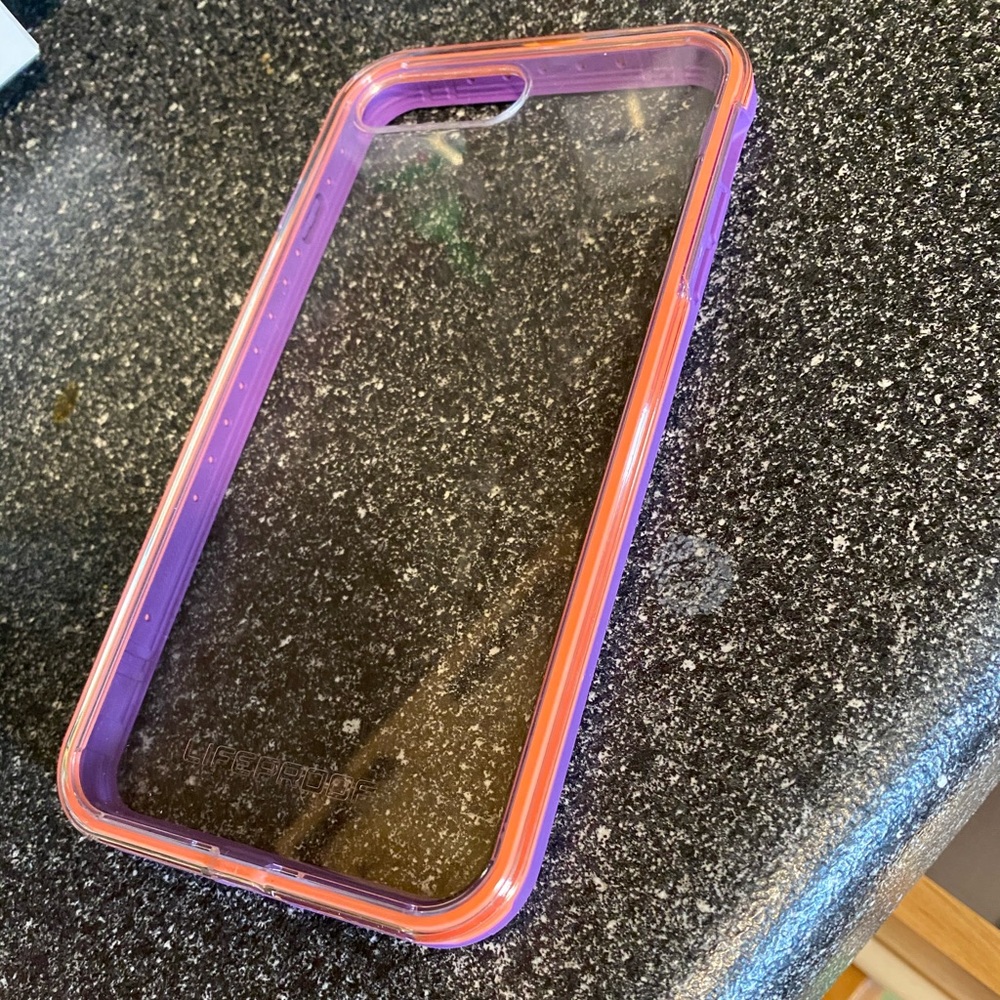 iPhone 8 Plus lifeproof case